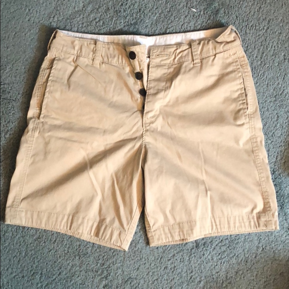 MENS abercrombie & fitch tan cargo shorts